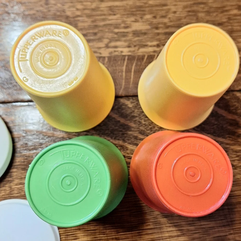 Vintage Tupperware 7 Oz Sippy Cups/Tumblers With Snap on Lids, Set of 4